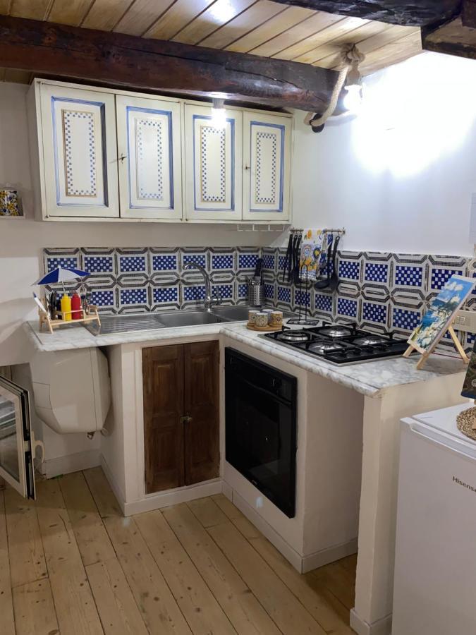 'A Maronna T'Accumpagna Apartment Napoli Bagian luar foto